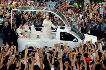 மறைந்த போப்பின் கடைசி ஆசைக்காக மாற்றமடையும் வாகனம்
