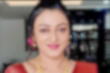 கேரளாவில் அதிர்ச்சி...மர்மமான முறையில் சடலமாக மீட்கப்பட்ட நடிகை..!!