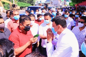 பிரதான வீதிகளை அபிவிருத்தி செய்ய நடவடிக்கை எடுக்கப்படும்: ஜோன்ஸ்டன் பெர்னாண்டோ (Photos)