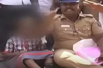 மகளுக்கு தவறான சிகிச்சை - கண்னீர் மல்க சாலையில் திடீர் தர்ணாவில் காவலர்