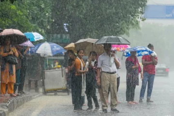 தமிழகம் மற்றும் புதிதுச்சேரியில் 6-ம் தேதி வரை மழைக்கு வாய்ப்பு - வானிலை ஆய்வு மையம் தகவல்!