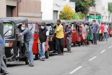 ත්‍රිරෝද රථ වල ඉන්ධන කෝටාව ඉහළට..?
