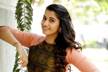 நடிகை பிரியா பவானி ஷங்கரின் நியூஹேர் ஸ்டைல்- எப்படி உள்ளார் பாருங்க
