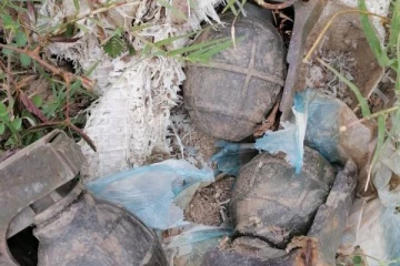 மட்டக்களப்பில் விவசாயக் காணியிலிருந்து மீட்கபட்ட அபாயகரமான பொருட்கள்!