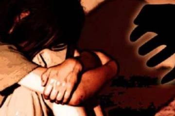 முகநூல் மூலம் பழகிய சிறுமியை பலாத்காரம் செய்த வாலிபர் கைது