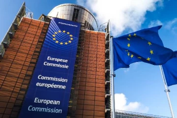 புலம்பெயர் மக்களை திருப்பி அனுப்ப பாதுகாப்பான நாடுகள்: ஐரோப்பிய ஆணையத்தின் முடிவால் சர்ச்சை