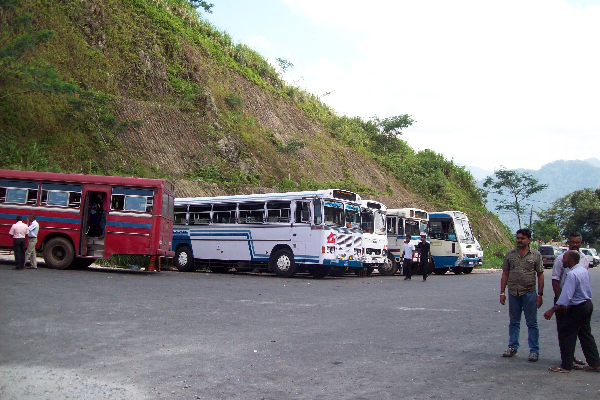 காலவரையறையின்றி மூடப்பட்டுள்ள பேருந்து தரிப்பிடம் | Hatton Bus Stand Is Closing