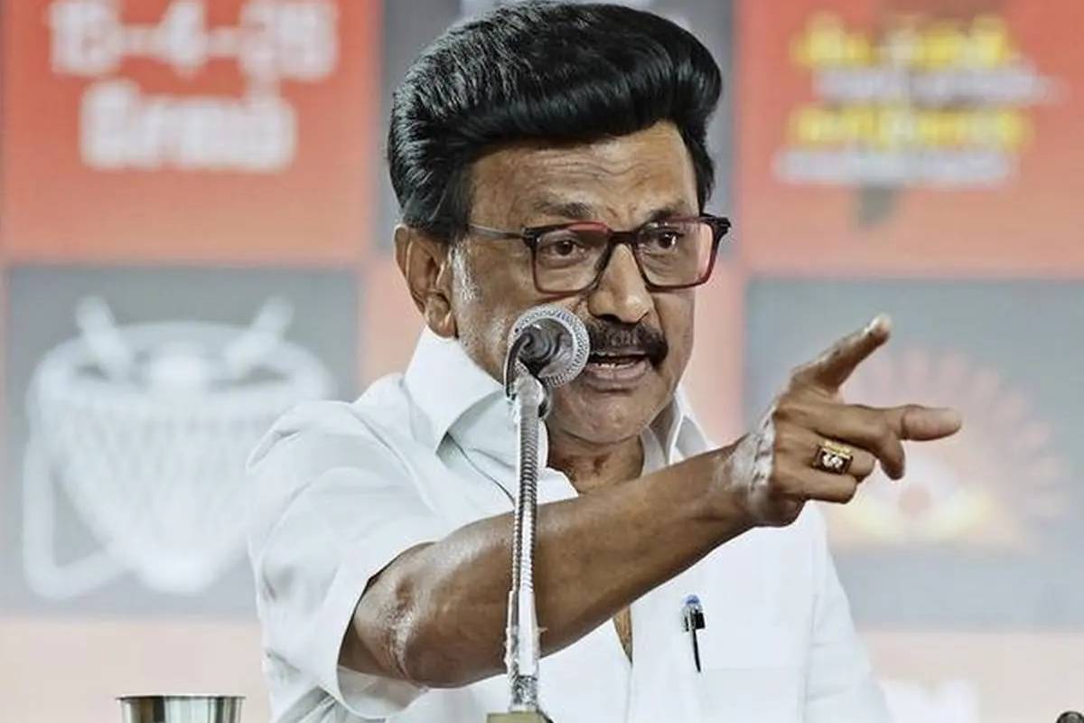 நாம் தமிழர் நிர்வாகி கார்த்திகா கைது; தவெக அரசுக்கு திமுக, அதிமுக உள்ளிட்ட எதிர்க்கட்சிகள் கண்டனம் | Opposition Parties Condemn For Arrest Ntk Karthika