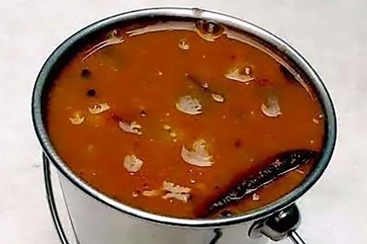 செட்டிநாடு ஸ்டைலில் வெங்காய ரசம்... வெறும் 10 நிமிடம் மட்டும் போதுமாம் | How To Prepare Chettinad Vengaya Rasam Recipe