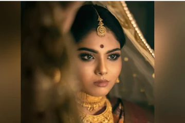 தோழி உயிரிழந்த சோகம்., 2 நாட்களில் வீட்டில் பிணமாக கிடந்த மொடல் அழகி