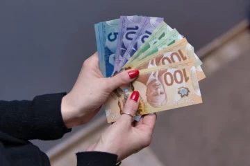 கனடாவில் பண வீக்கம் காரணமாக அதிகமான பாதிப்பு யாருக்கு!