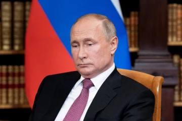 தவறு செய்துவிட்டார்கள்! ஐரோப்பிய மற்றும் பிரித்தானியாவில் ஏற்பட்டுள்ள நெருக்கடிக்கு இவர்கள் தான் காரணம்: புடின் காட்டம்