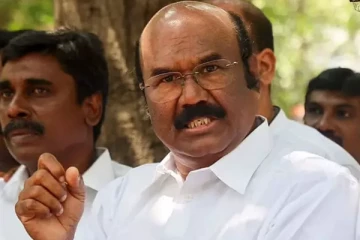 ஓ.பன்னீர்செல்வத்தால் அதிமுக தொண்டர்கள் மன உளைச்சலில் உள்ளனர் - ஜெயக்குமார்..!