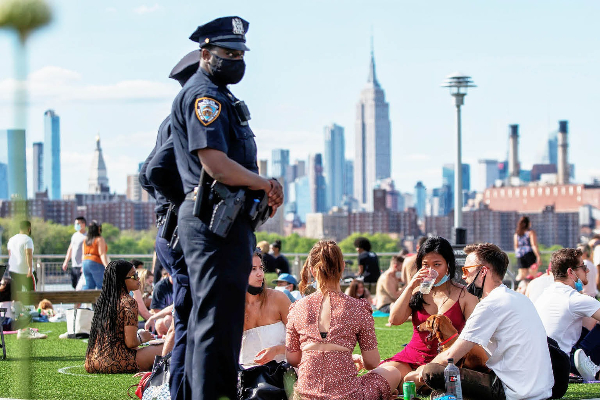 குரங்கம்மையால் தடுமாறும் நியூ யார்க் நகரம் | New York City Is Plagued By Rabies
