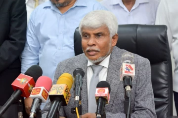 நாட்டிலுள்ள பிரச்சினையை தீர்க்க கட்சிசார் மனநிலையை உடன் கைவிடவேண்டும்: நஸீர் அஹமட் (Photos)