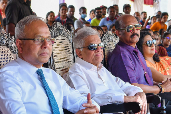 அழகன், அழகி போட்டிகளை கண்டுகளித்த ஜனாதிபதி ரணில்! | Ranil Discovered Handsome And Beauty Contests