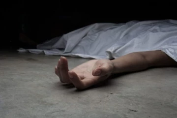 ධාවනය වෙමින් තිබූ ත්‍රිරෝද රථයෙන් රියදුරු විසි වී ගොස් අවාසනාවන්ත ලෙස ජිවිතක්ෂයට පත් වූ සංවේදී පුවතක්..