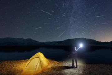 2025 ஆம் ஆண்டின் மிகப்பெரிய விண்கல் மழை இன்று