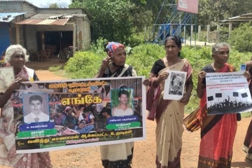 மே தினத்திற்கான எதிர்ப்பை வெளியிட்டு சர்வதேசத்தின் கவனத்தையீர்க்கும் உறவுகளின் போராட்டம்!