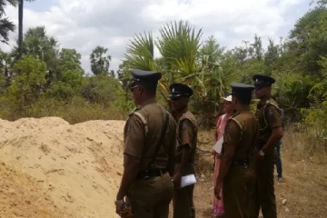 கிளிநொச்சியில் சட்டவிரோத மணல் அகழ்வு பின்னணியில் பொலிஸார்! சிறீதரன் பகிரங்க குற்றச்சாட்டு