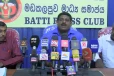 பல்கலைக்கழகத்தினால் மூடப்பட்டுள்ள வீதி - திறந்து மக்கள் பாவனைக்கு வழங்குமாறு கோரிக்கை