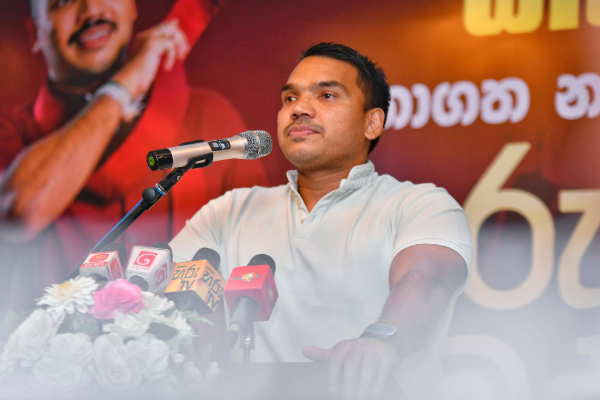 லண்டனில் நாமல் ராஜபக்சவின் உரை! ஒக்ஸ்போர்ட் யூனியனின் அதிரடி முடிவு.. | Oxford Union Cancels Namal Rajapaksa Event