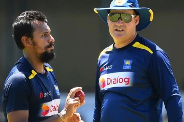 திடீரென இந்தியாவில் தரையிறங்கிய கிரிக்கெட் வீரர்கள் பயணித்த விமானம்.. நடுவானில் என்ன நடந்தது? உண்மையை வெளிப்படுத்திய தலைமை பயிற்சியாளர்