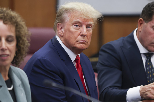 20 நிமிடங்கள் சிறையில் இருந்த டிரம்ப் | Trump Was In Jail For 20 Minutes