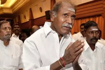 கொரோனாவிலிருந்து மீண்டு வீடு திரும்பினார் புதுச்சேரி முதல்வர் ரங்கசாமி!