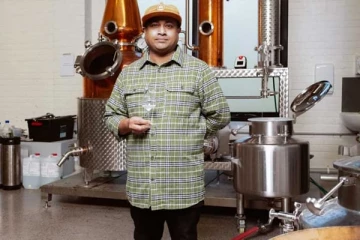 அவுஸ்திரேலியாவில் இலங்கையர் தயாரித்த மதுபானத்திற்கு கிடைத்த அங்கீகாரம்