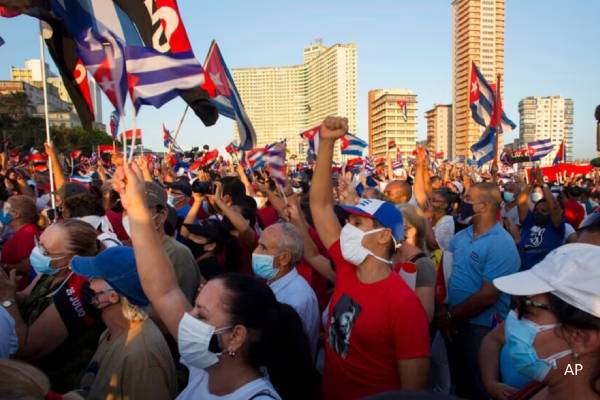 போராட்டங்களை எதிர்கொள்ள... வெளிநாடொன்றில் தனது குடிமக்களை வலியுறுத்திய அமெரிக்கா | Citizens To Brace For Protests