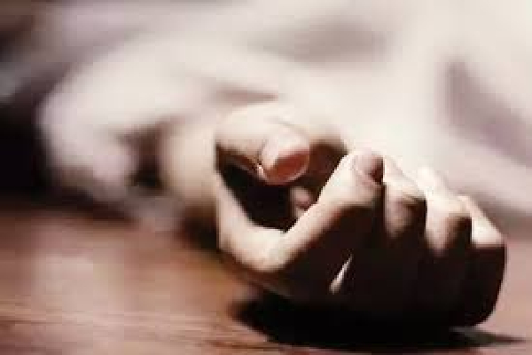 யாழில் இளம் யுவதி மர்மமான முறையில் மரணம் : தாய்மாமன் கைது! | Young Woman Dies In Jaffna Uncle Arrested