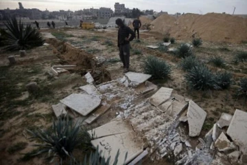 காசாவில் மரணித்தவர்களையும் நிம்மதி இழக்கச்செய்யும் இஸ்ரேலிய படையினர் : 16 மயானங்கள் அழிப்பு