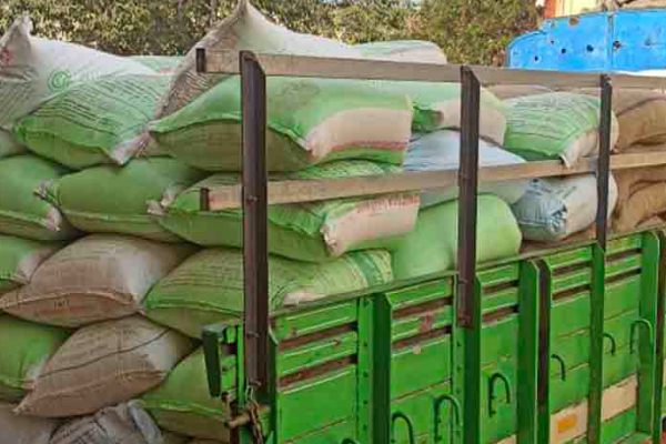 வெள்ளத்தினால் பாதிப்படைந்த அரிசி சந்தைக்கு விநியோகம் ; எதிராக சட்ட நடவடிக்கை | Rice Supply Sent To Flood Hit Mart Area