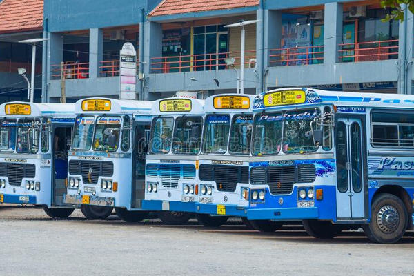 300க்கும் அதிகமான பேருந்துகள் இடை நிறுத்தம் | More Than 300 Buses Stop