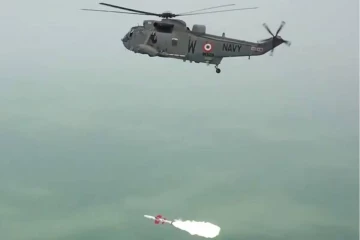 கப்பல்களை தாக்கும் NASM-SR ஏவுகணை - இந்தியாவின் சோதனை வெற்றி