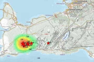 வெளிநாடொன்றில் 24 மணித்தியாலங்களில் 1000 நிலநடுக்கங்கள்!