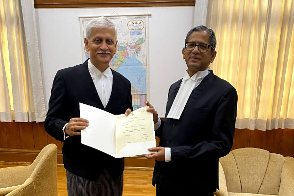 உச்சநீதிமன்ற தலைமை நீதிபதி பதவிக்கு யு.யு.லலித் பெயர் பரிந்துரை - தமிழ்நாடு