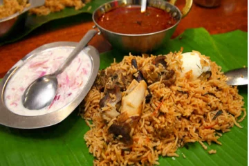 பிரியாணி சாப்பிட்ட 10 வயது சிறுமி! திடீரென ஏற்பட்ட மயக்கம்.. பின்னர் நடந்த அதிர்ச்சி சம்பவம்