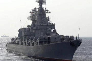 கடலில் மூழ்கிய ரஸ்ய முதன்மை ஏவுகணை கப்பல் உக்ரைன் படையினராலேயே தாக்கப்பட்டதாக தகவல்! (Video)