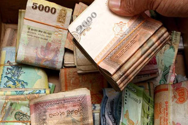மட்டக்களப்பில் சிக்கிய பாரிய பண மோசடி செய்த போலி முகவர்! | Money Fraud Agent Arrested In Batticaloa