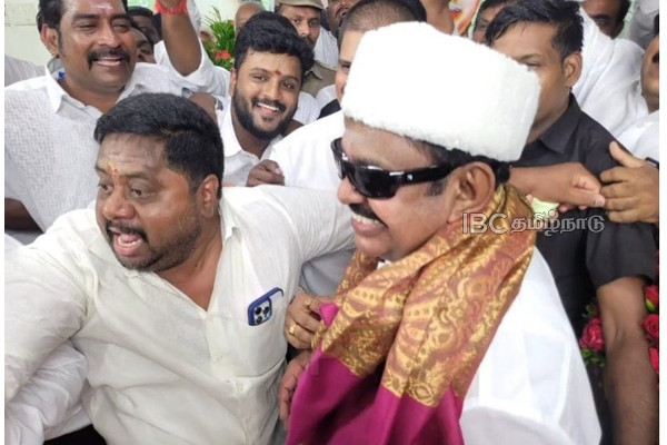 AIADMK district secretaries meeting on 7th April AIADMK district secretaries meeting on 7th April