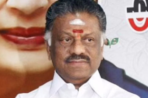 சொன்னதையும் கொடுக்கல.. கொடுத்ததும் உருப்படி இல்லை : பொங்கல் தொகுப்பு பொருட்களை கண்டித்த ஓபிஎஸ் - தமிழ்நாடு