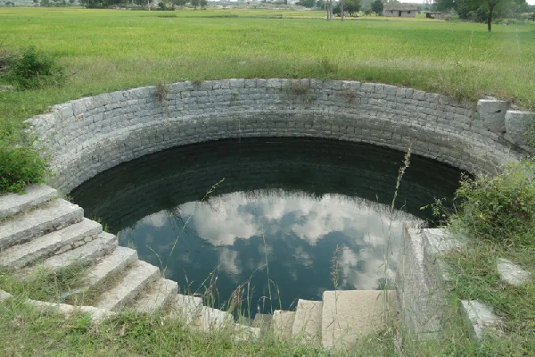 நாட்டில் நீர் வழங்கல் தொடர்பில் அரசாங்கம் வெளியிட்ட தகவல் | Water Supply In The Country Is Only 50 Percent