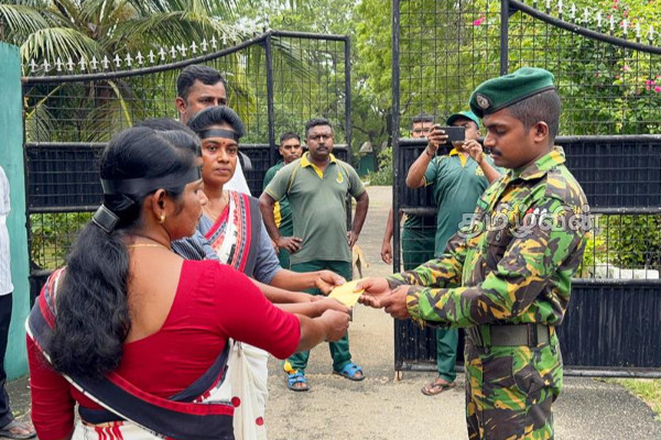 மட்டக்களப்பில் போதைப்பொருள் விற்பனைக்கு எதிராக மக்கள் பேரணி | People S Rally Against Drugs In Batticaloa