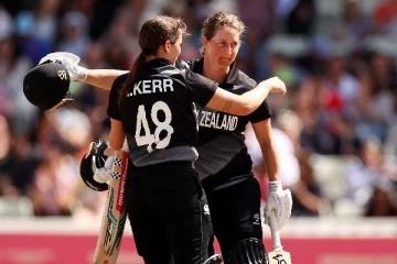 51 ஓட்டங்களுடன் 2 விக்கெட்! இங்கிலாந்தை போட்டுத்தாக்கிய கேப்டன்