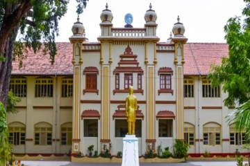 சிங்களமயமாகவுள்ள யாழ் பல்கலைக்கழகம்! அபாய எச்சரிக்கை விடுத்த விரிவுரையாளர்