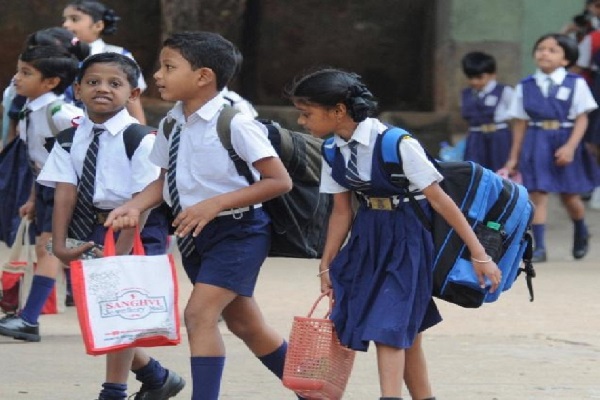 இலங்கையில் அரச பாடசாலைகள் தொடர்பில் வெளிவந்த அதிர்ச்சி தகவல் | Parents Are Fed Up With Government Schools