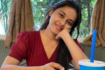 பட வாய்ப்பு இல்லாததால் கிராமத்தில் செட்டில் ஆன ஸ்ரீதிவ்யா! இப்படி ஒரு நிலையா