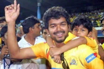 சென்னை சூப்பர் கிங்ஸ் அணிக்காக வெறித்தனமாக ஆட்டம் போட்ட விஜய்.. வைரலாகும் வீடியோ